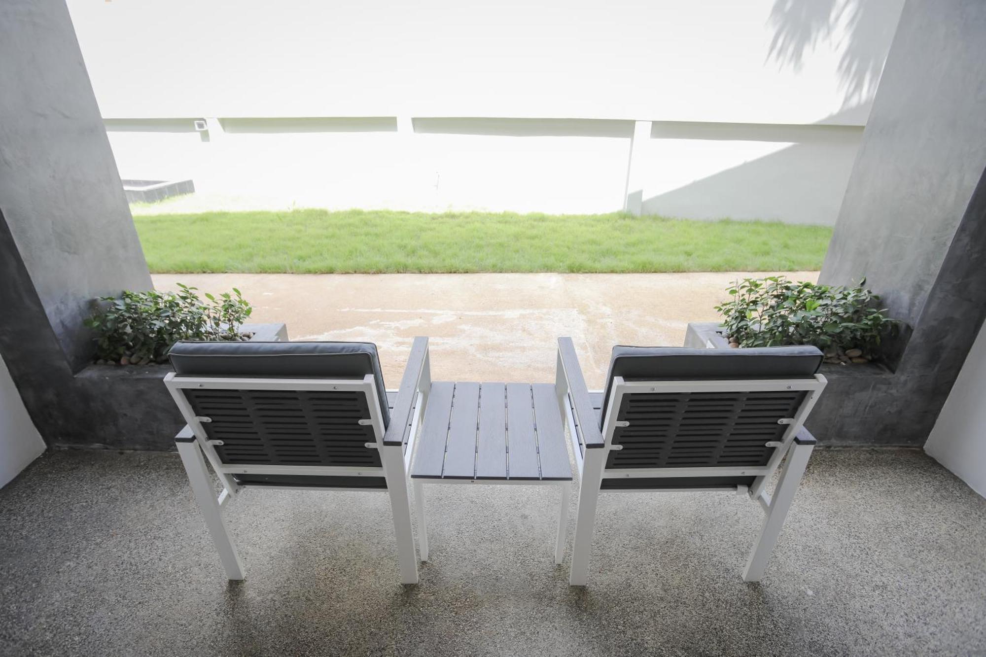 Etk Patong Resort Buitenkant foto