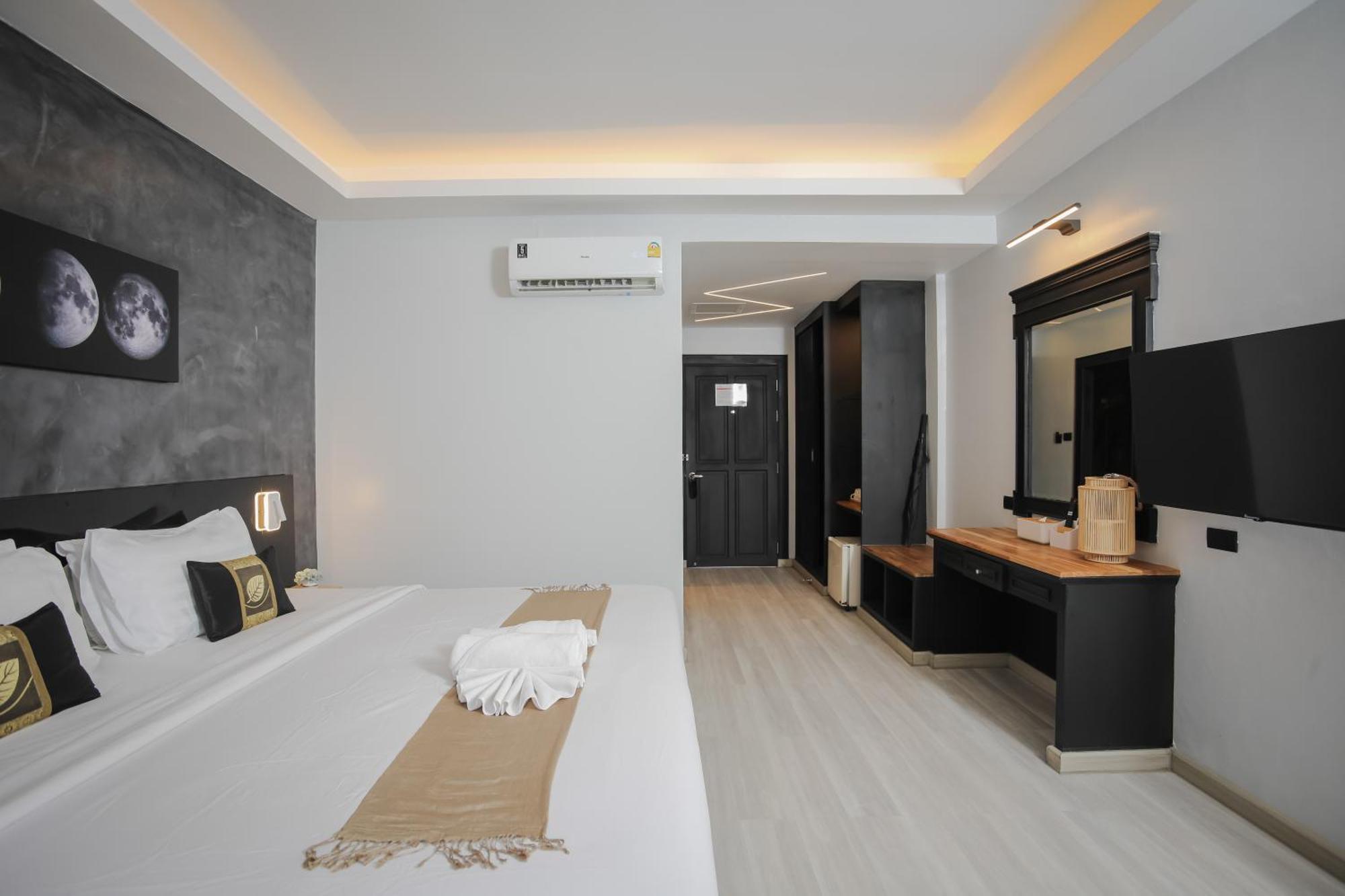 Etk Patong Resort Buitenkant foto