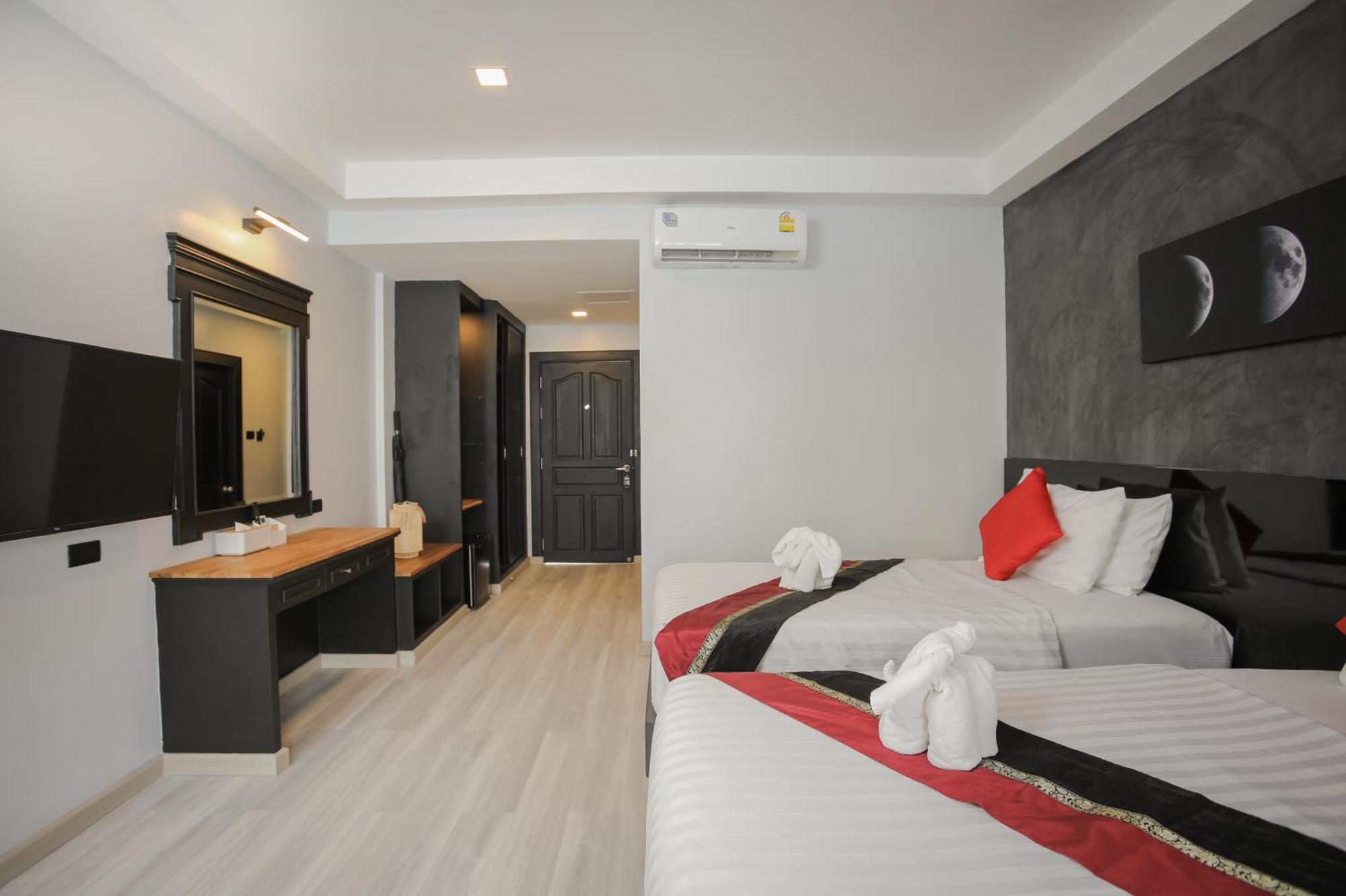 Etk Patong Resort Buitenkant foto