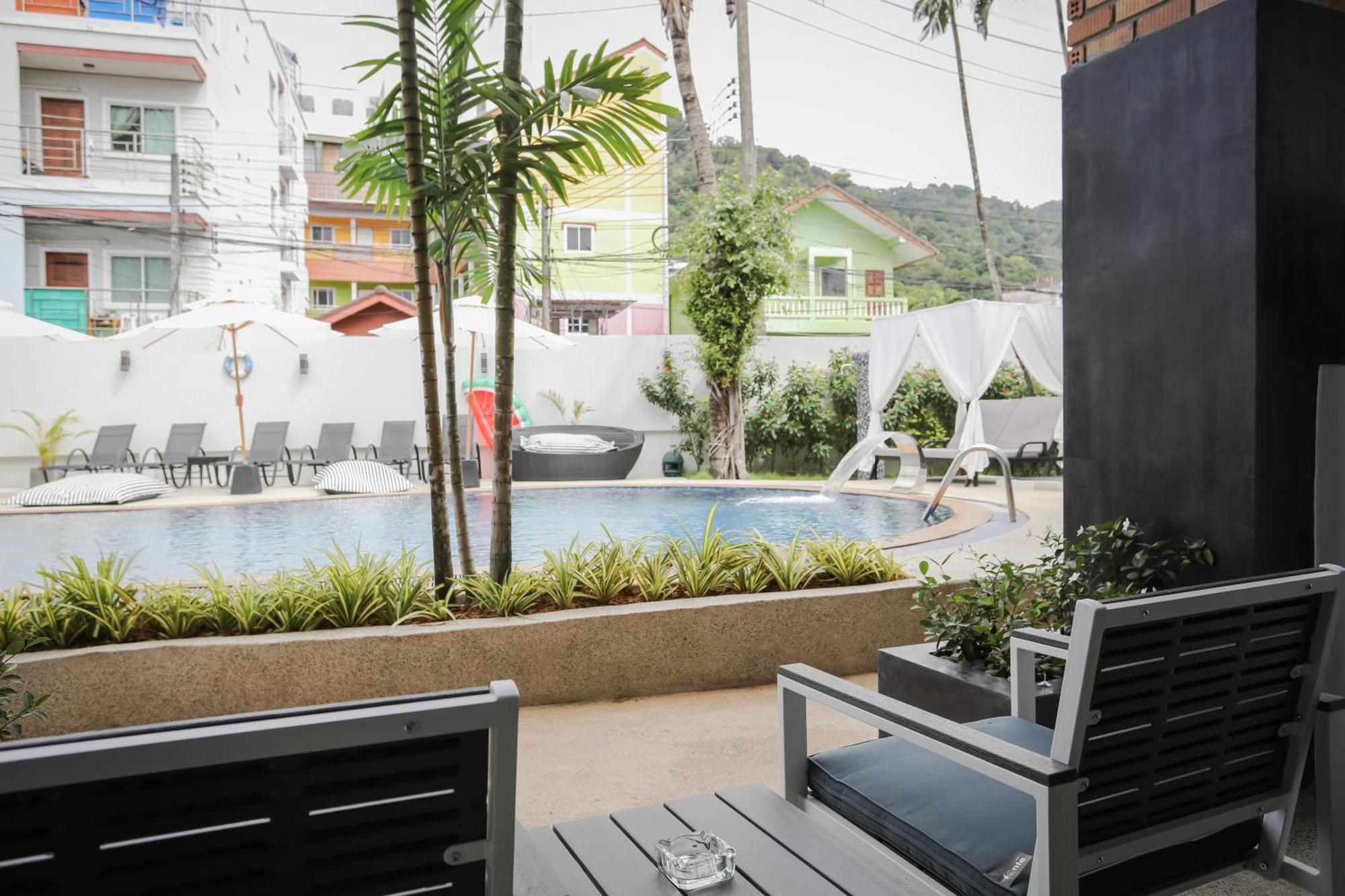 Etk Patong Resort Buitenkant foto